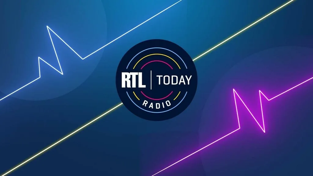 RTL radio cover